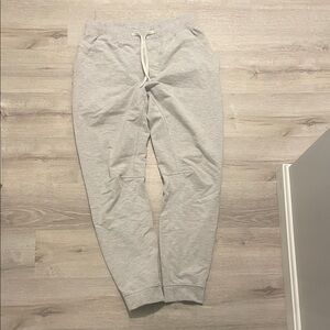 Light Gray Men's sweatpants athletic material slim fit medium lululemon